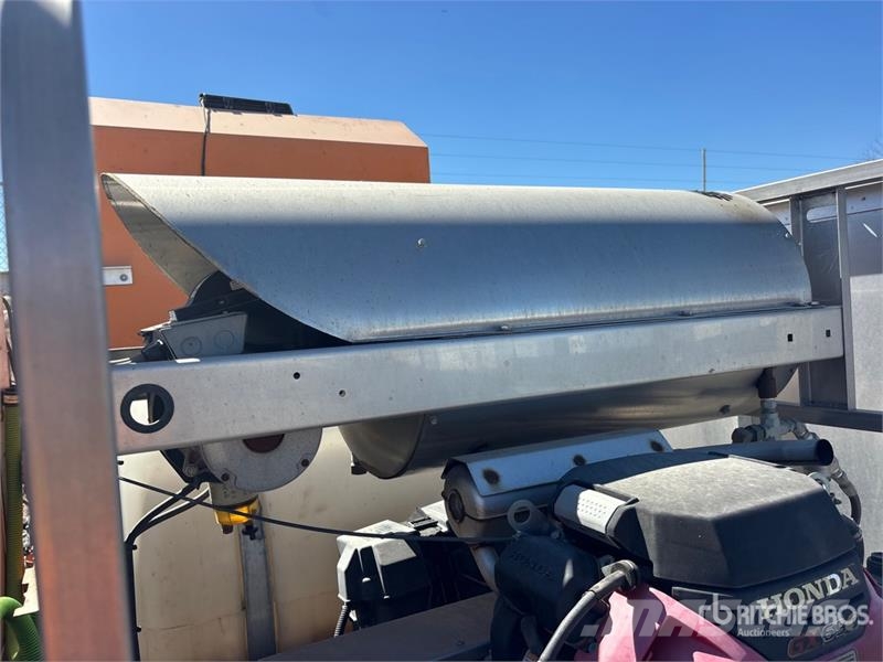 Advance Mechanical T/A Trash Bin Cleaning trailer Ostale prikolice