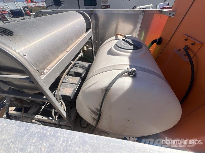 Advance Mechanical T/A Trash Bin Cleaning trailer Ostale prikolice