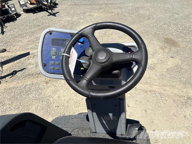 Advance SC6000 Ride-On Electric Floor Scrubber その他トレーラー