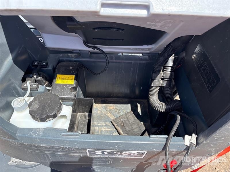 Advance Walk-Behind Electric Floor Scrubber 其他拖車