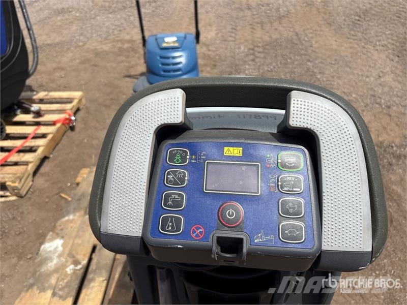 Advance Walk-Behind Electric Floor Scrubber 其他拖車