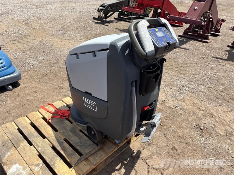 Advance Walk-Behind Electric Floor Scrubber 其他拖車