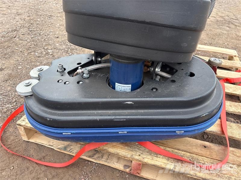 Advance Z26T Walk-Behind Electric Floor Scrubber 其他拖車