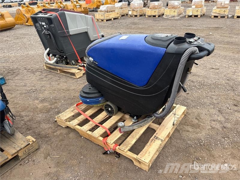 Advance Z26T Walk-Behind Electric Floor Scrubber 其他拖車