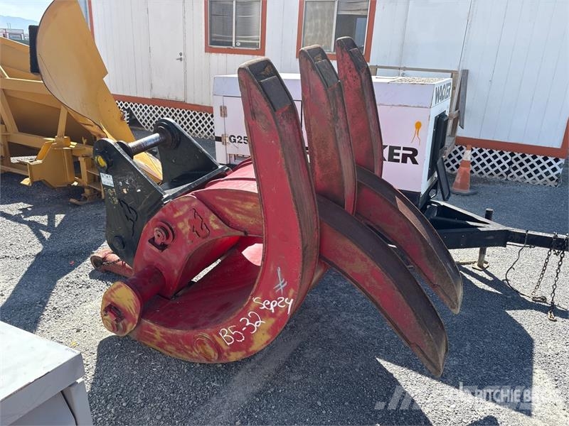 AE 330 22 in Excavator Grapple Kourat