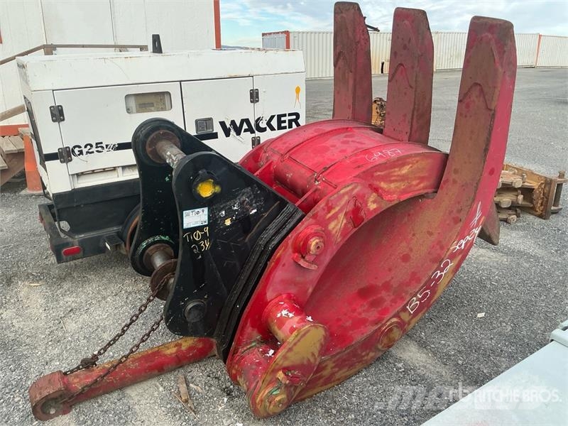 AE 330 Excavator Grapple Grapples
