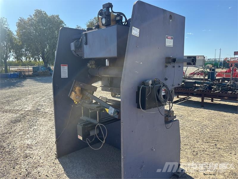 AFM MPF5-55 Capacity 55 tons Press Brake Outros Florestal