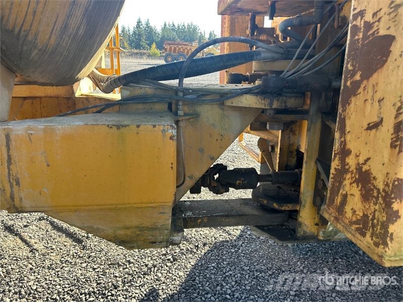 Ag-Chem Terragator 2200 gal 4x4 Off-Highway Rigid Water Tr Kamioni za vodu
