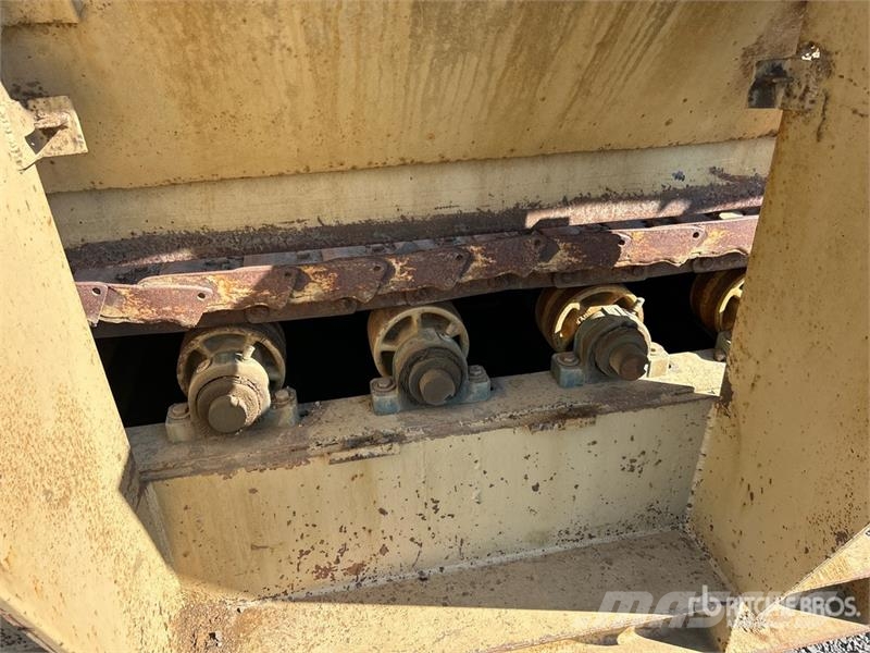  Aggregate Feeder Diger