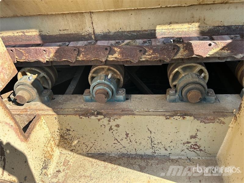  Aggregate Feeder Diger