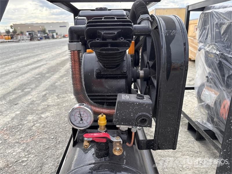AGT AC 40 gal Air Compressor (Unused) Kompresori