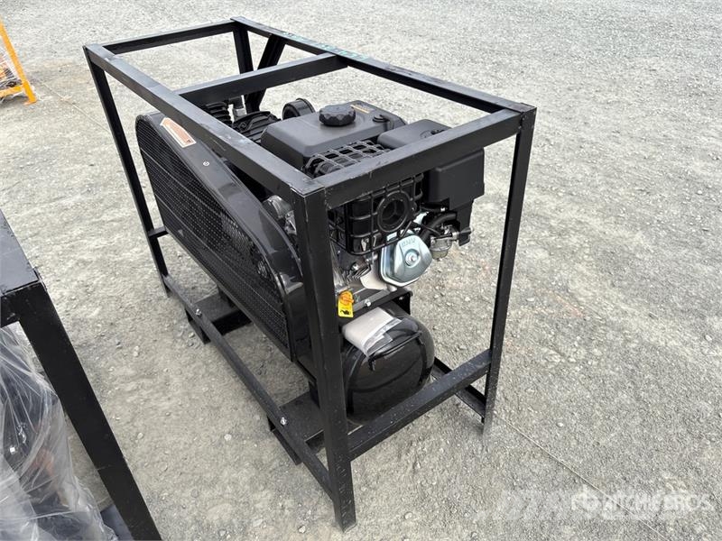 AGT AC 40 gal Air Compressor (Unused) Kompresori