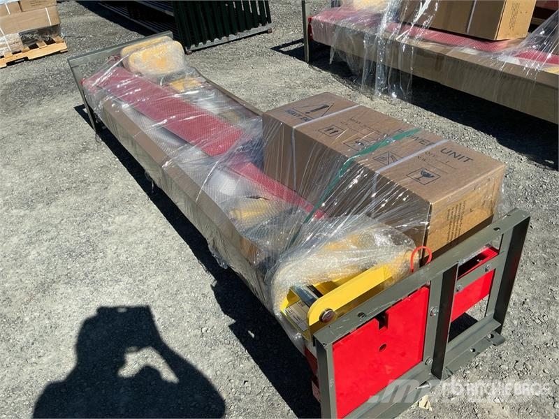 AGT ATK-B1000 2 Post 10000 lb Vehicle Lift (Unused) Bouw - Overige