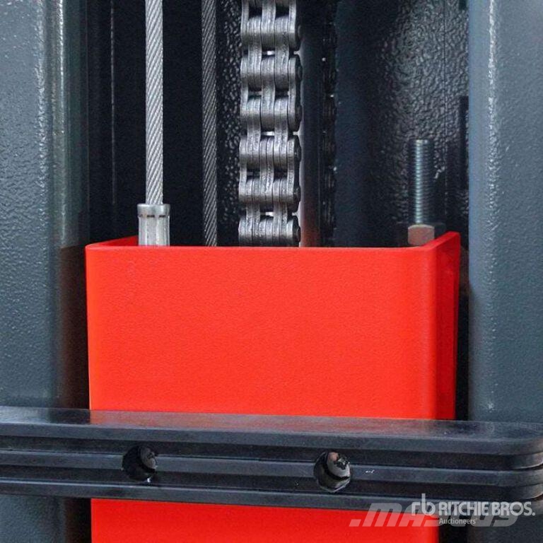 AGT ATK-B1000 2 Post 10000 lb Vehicle Lift (Unused) Construction - Others