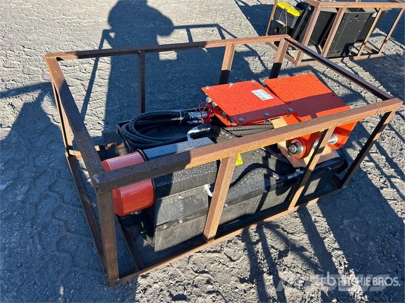 AGT EXFLM115 45 in Excavator Flail Mower (Unused) Роторные косилки