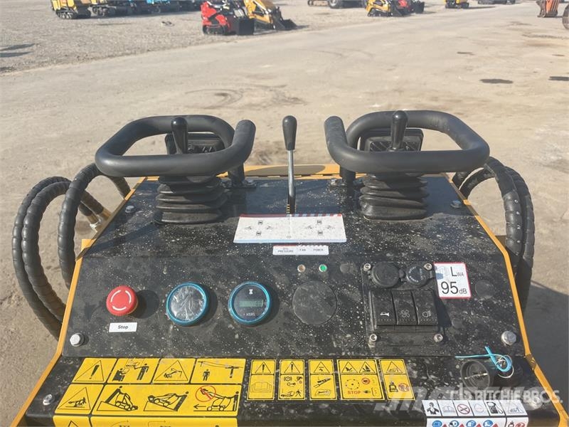 AGT MX-MRT14 Mini Compact Track Loader (Unused) Krautuvai su šoniniu pasukimu