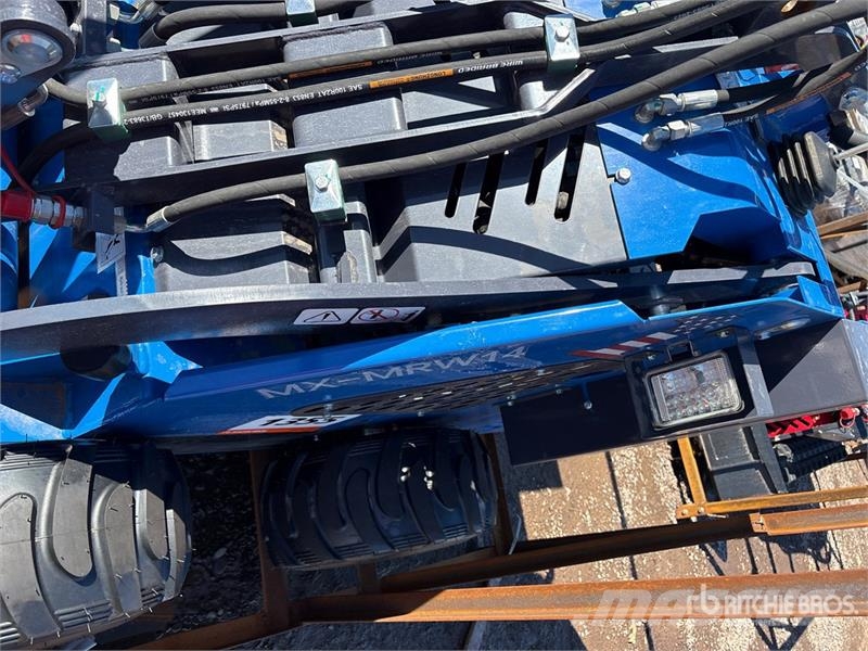 AGT MX-MRW14 Mini Skid Steer Loader (Unused) Skid steer loaders