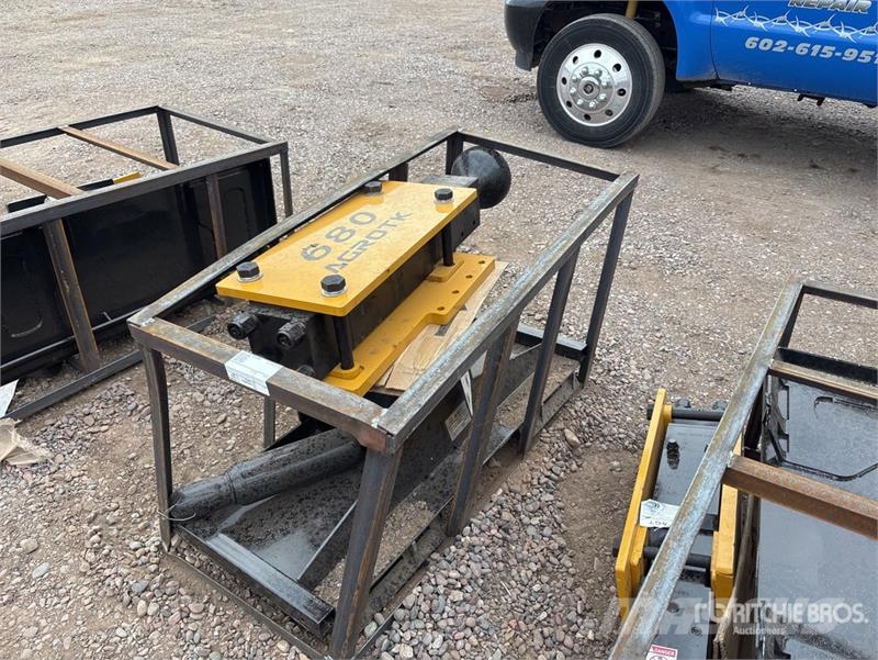 AGT PD680-PZ Skid Steer Post Driver (Unused) 울타리(펜싱) 장비