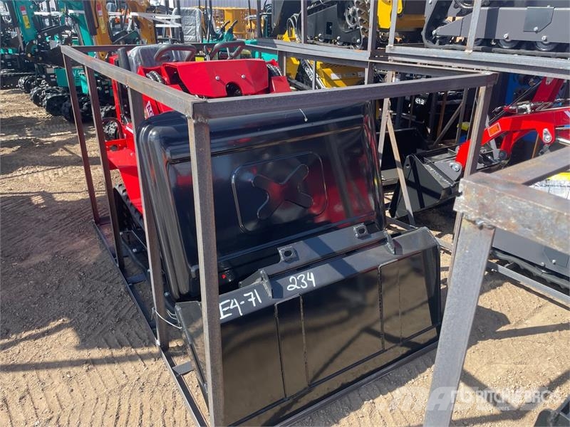 AGT SDA140T Mini Compact Track Loader (Unused) Minicargadoras