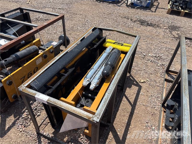 AGT SSHH750 46 in Skid Steer Breaker (Unused) Martelos / Rompedores