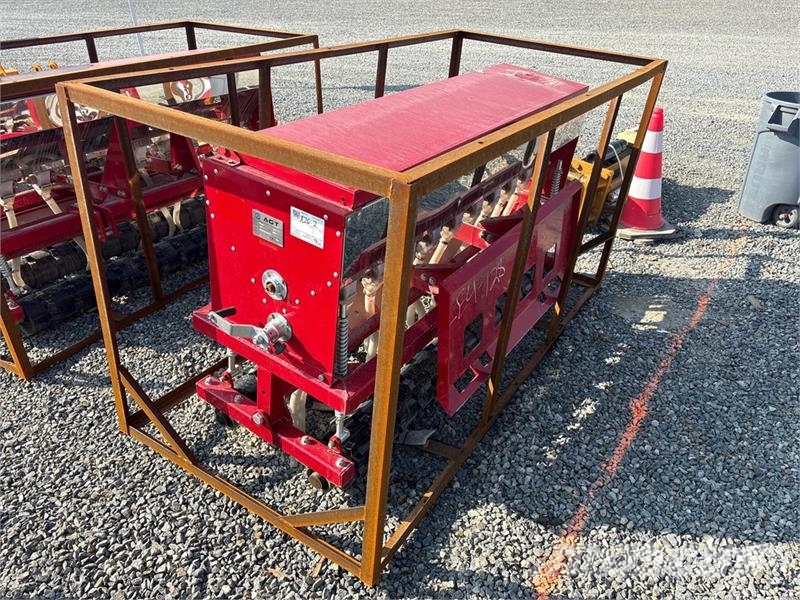 AGT STSD10 3-Point Hitch Skid Steer Seeder (Unused) مثاقيب