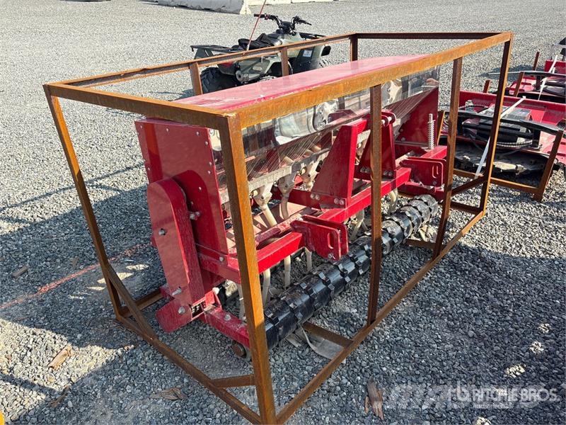 AGT STSD10 3-Point Hitch Skid Steer Seeder (Unused) مثاقيب