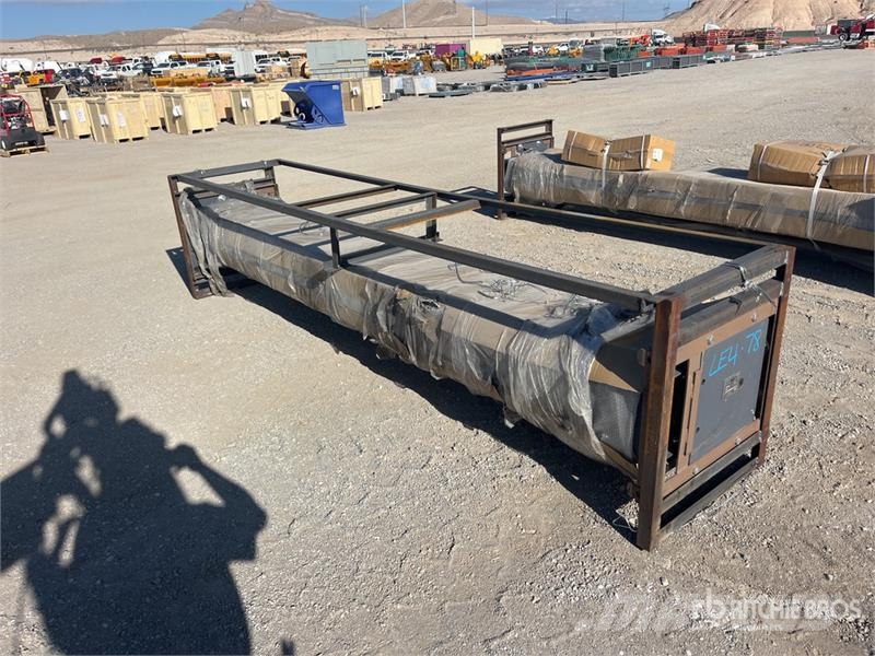 AGT YZ-242M 2 Post 10000 lb Vehicle Lift (Unused) Entreprenad - Övrigt