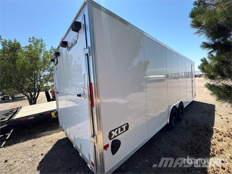 Alcom 24 ft T/A Enclosed Trailer Furgons