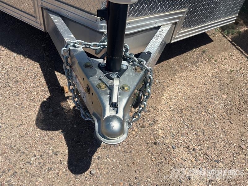 Alcom 24 ft T/A Enclosed Trailer Furgons