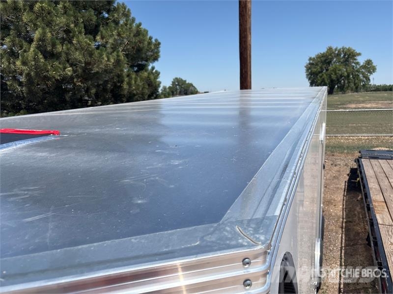 Alcom 24 ft T/A Enclosed Trailer Furgons