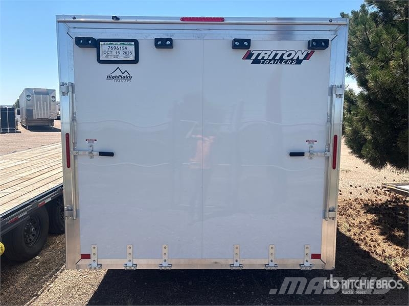 Alcom 24 ft T/A Enclosed Trailer Furgons