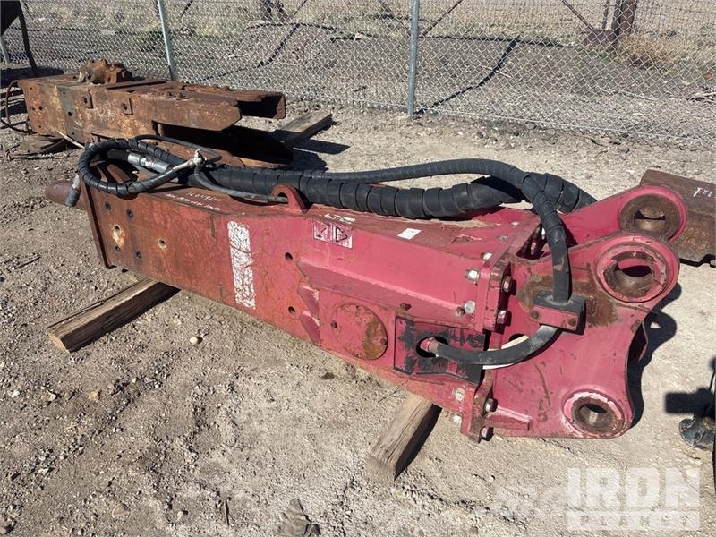 Allied AR130 96 in Hydraulic hammer with wet kit. 3500lbs Hidrolik kırıcılar
