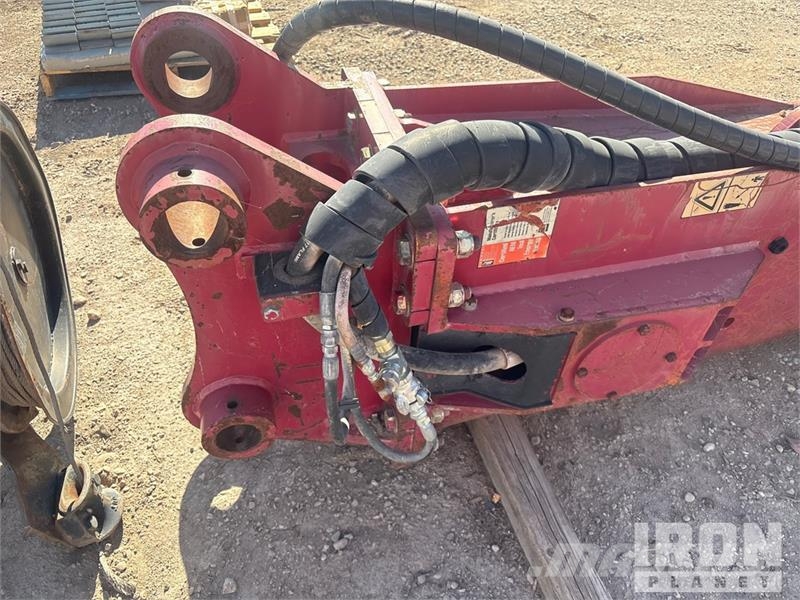 Allied AR130 96 in Hydraulic hammer with wet kit. 3500lbs Hidrolik kırıcılar