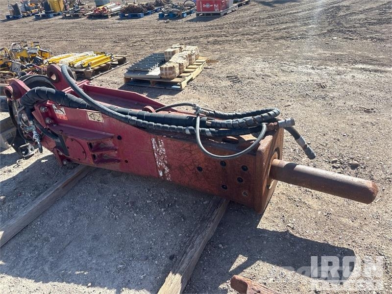 Allied AR130 96 in Hydraulic hammer with wet kit. 3500lbs Hidrolik kırıcılar