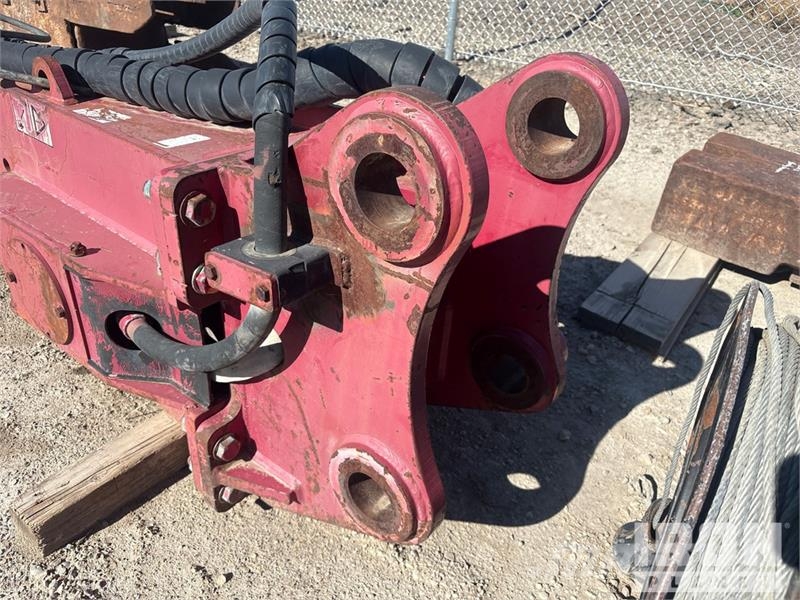 Allied AR130 96 in Hydraulic hammer with wet kit. 3500lbs Hidrolik kırıcılar