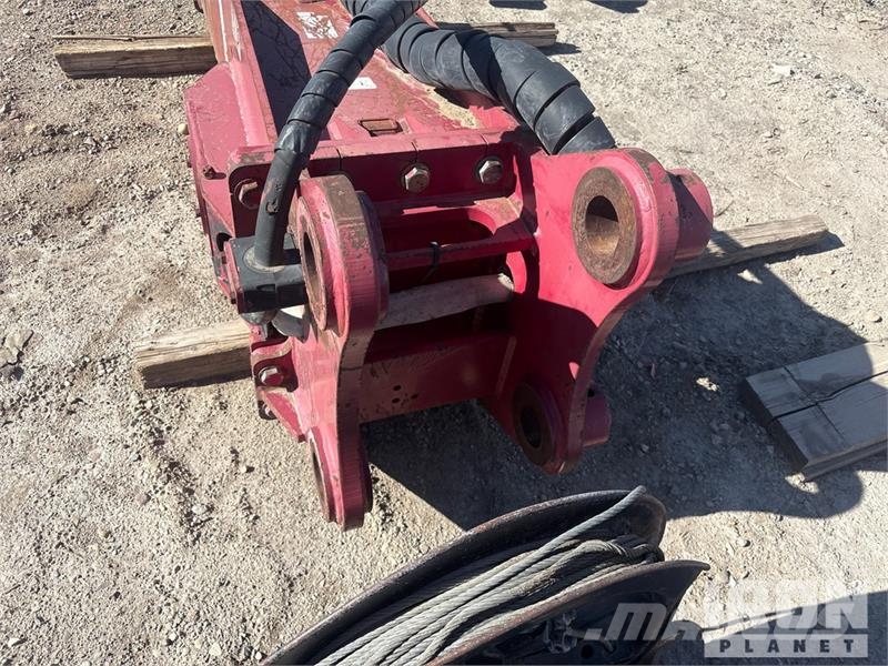 Allied AR130 96 in Hydraulic hammer with wet kit. 3500lbs Hidrolik kırıcılar