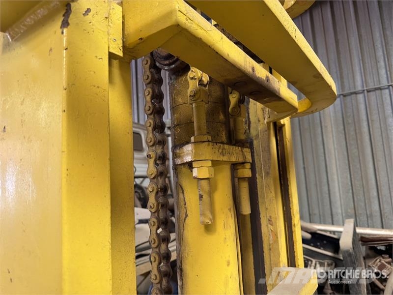Allis Chalmers Chalmers FP60-24-2PS 6000 lb Forklift Інше