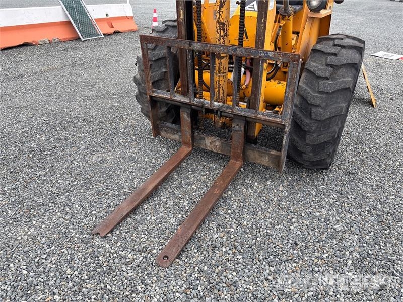 Allis Chalmers Chalmers 500 5000 lb Pneumatic Tire Forkl Другие складские механизмы