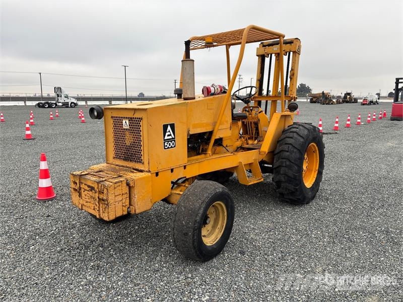 Allis Chalmers Chalmers 500 5000 lb Pneumatic Tire Forkl Другие складские механизмы