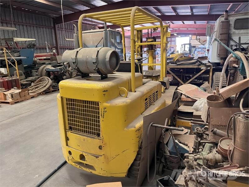 Allis Chalmers Chalmers FP60-24-2PS 6000 lb Forklift Інше