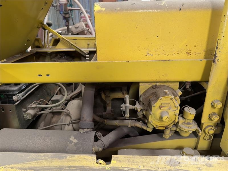 Allis Chalmers Chalmers FP60-24-2PS 6000 lb Forklift Інше