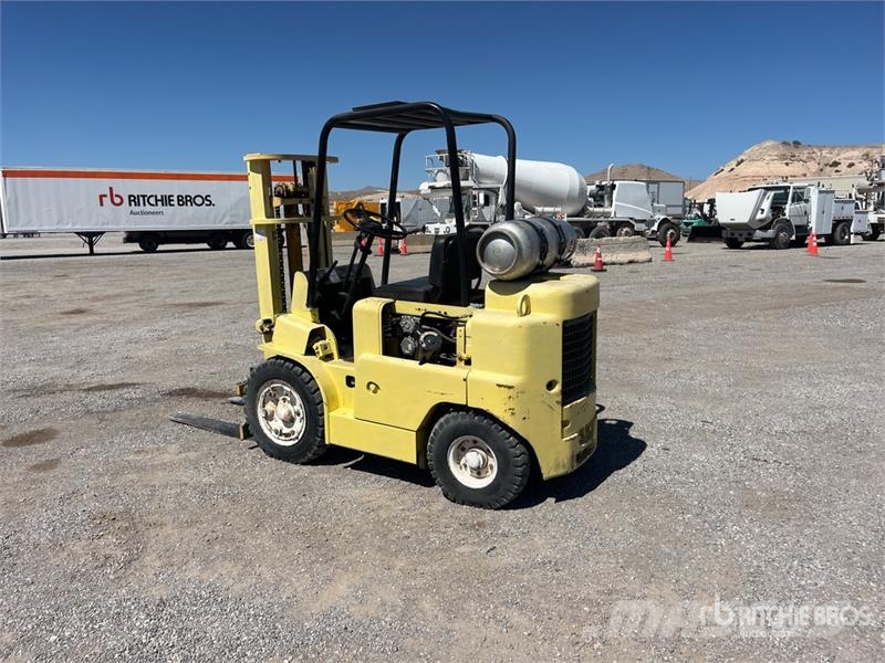 Allis Chalmers Chalmers FP4024 4800 lb Pneumatic Tire Fo Forklift trucks - others