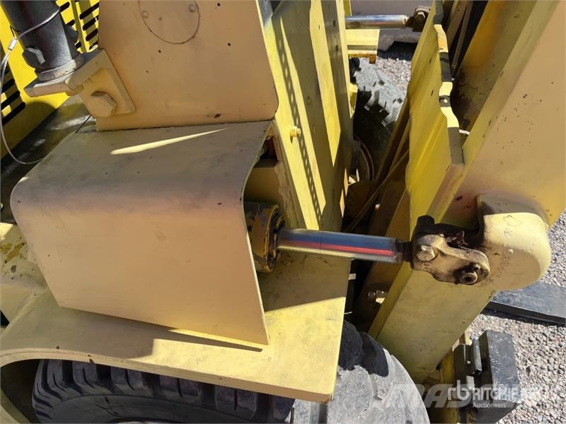 Allis Chalmers Chalmers FP4024 4800 lb Pneumatic Tire Fo Forklift trucks - others