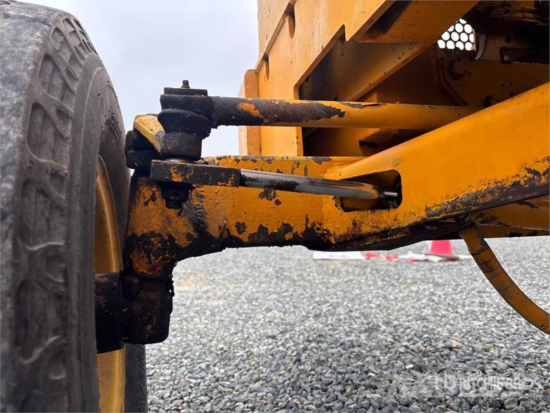 Allis Chalmers Chalmers 500 5000 lb Pneumatic Tire Forkl Другие складские механизмы