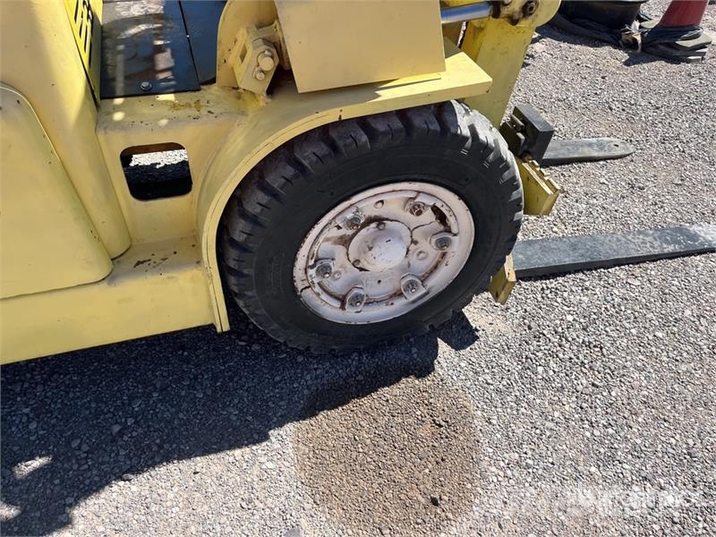 Allis Chalmers Chalmers FP4024 4800 lb Pneumatic Tire Fo Forklift trucks - others