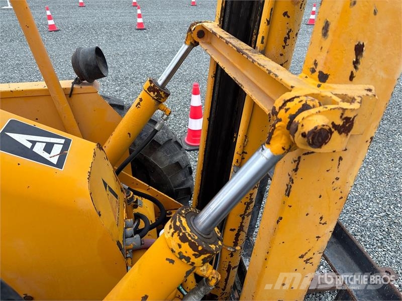 Allis Chalmers Chalmers 500 5000 lb Pneumatic Tire Forkl Другие складские механизмы