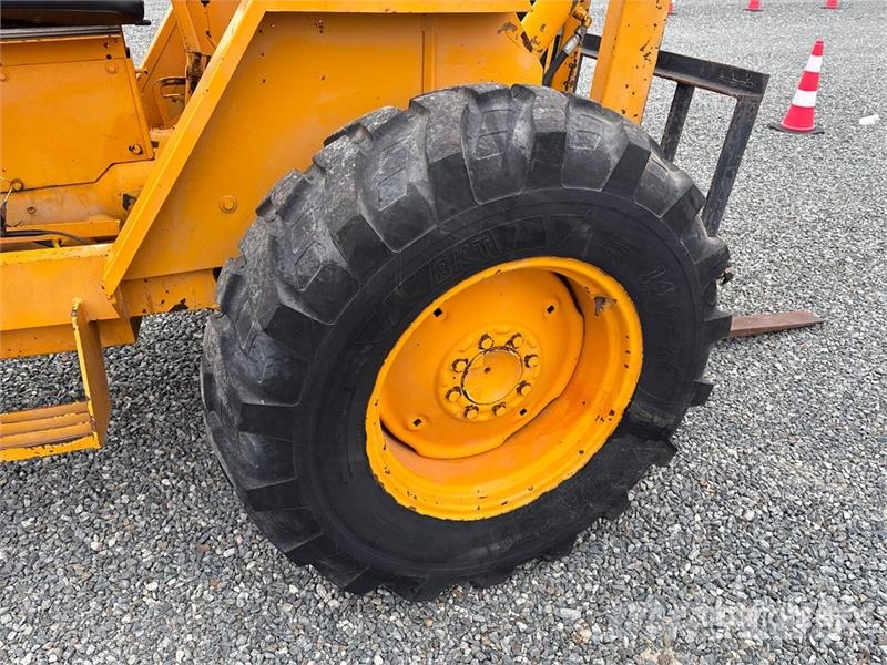 Allis Chalmers Chalmers 500 5000 lb Pneumatic Tire Forkl Другие складские механизмы