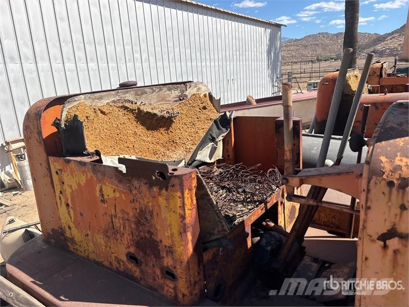 Allis Chalmers of (3) Allis Chalmers HD7 Crawler Dozer بلدوزرات مجنزرة