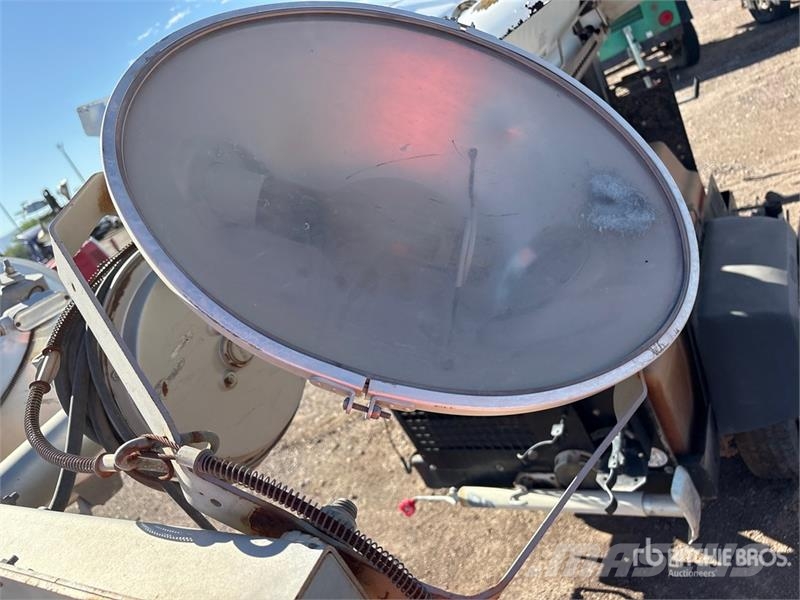 Allmand 6 kW Light Tower Torres de luz