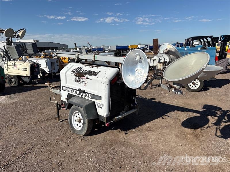 Allmand 6 kW Light Tower Torres de luz